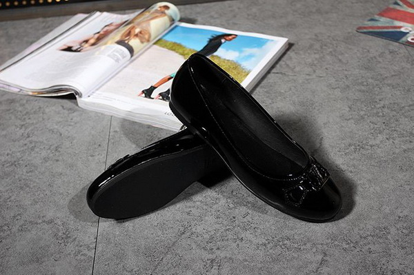 LV Shallow mouth flat shoes Women--004